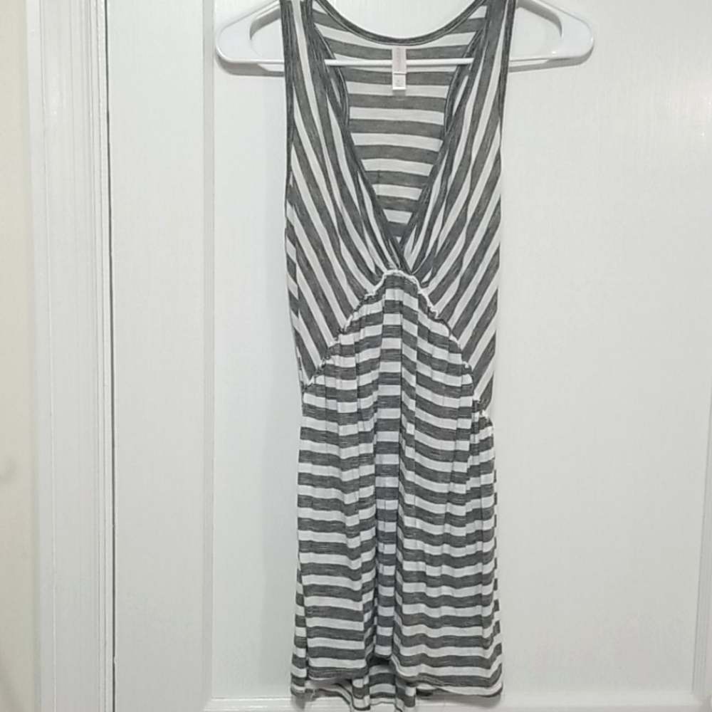 Top/ Cover-up